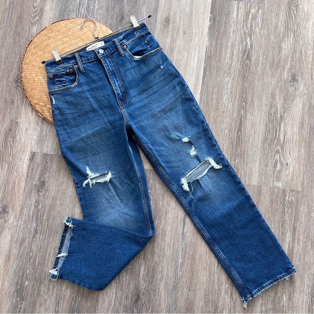 Abercrombie & Fitch ankle straight ultra high rise jeans distressed women’s 28‎